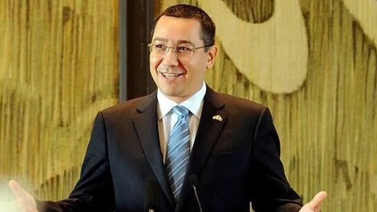 Victor Ponta, aşa cum nu l-ai mai văzut! Fostul premier, imagine de colecţie alături de fiul lui