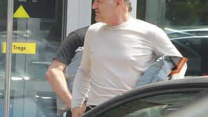 Câți bani le-a dat Gigi Becali lui Pindu și membrilor trupei lui, după ce au cântat azi-noapte la nunta Teodorei
