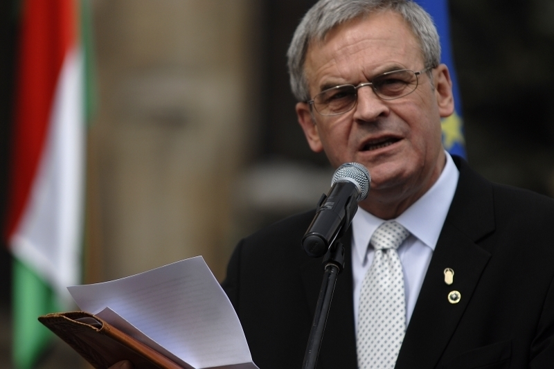 Martorii vor da detalii la tribunal despre căsnicia lui Laszlo Tokes cu Edith