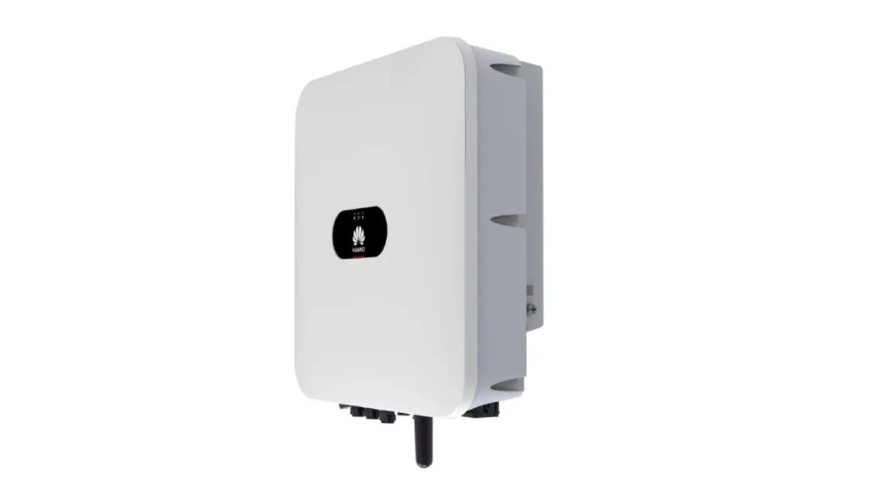 (P) Invertoare pentru panouri solare: cum le alegi