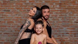 Cu cine seamănă bebelușul Roxanei Vancea. Antrenoarea de fitness a postat o poză cu chipul micuțului Zian