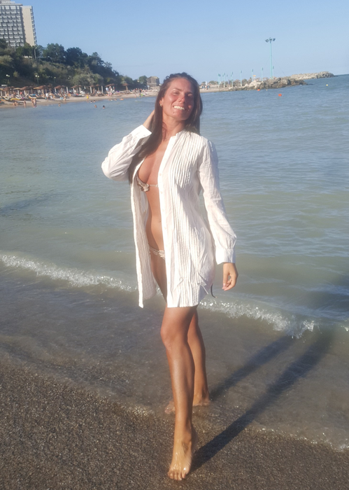 Daniela Ploia: "M-am culcat sănătoasă și dimineața m-am trezit lată"