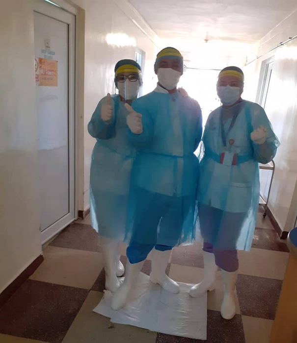 Ele sunt infirmierele din Râmnicu Vâlcea care s-au vindecat de coronavirus! Deja au fost externate