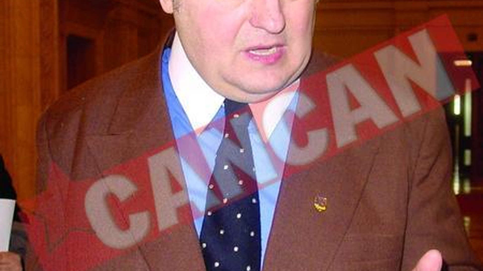 Vadim ramane si fara carciuma favorita