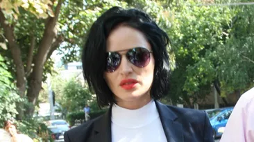 Luminita Perijoc incearca sa scape de puscarie, dar a inceput cu stangul. Afla ce a facut “sexy-violatoarea”