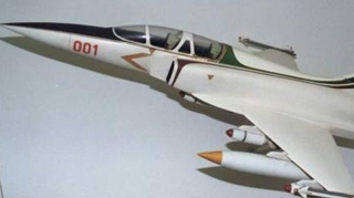 I.A.R.-111 este primul avion supersonic romanesc