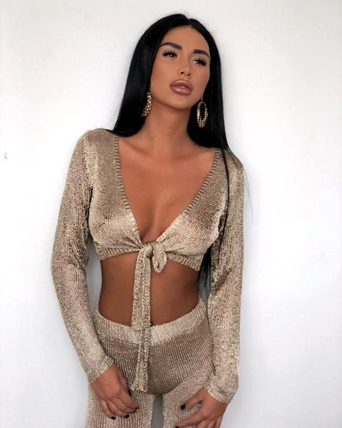 Daniela Crudu, dependentă de operații estetice de 10 ani! Cum arăta la debutul în showbiz, când era blondă şi fără silicoane
