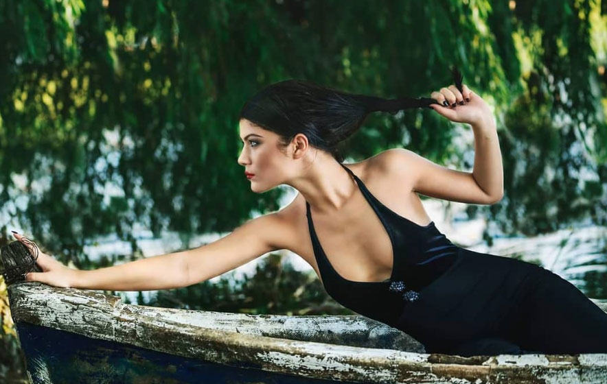 Diana, în perioada când era brunetă