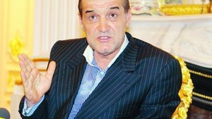 Becali ii terorizeaza pe parintii lui Chipciu