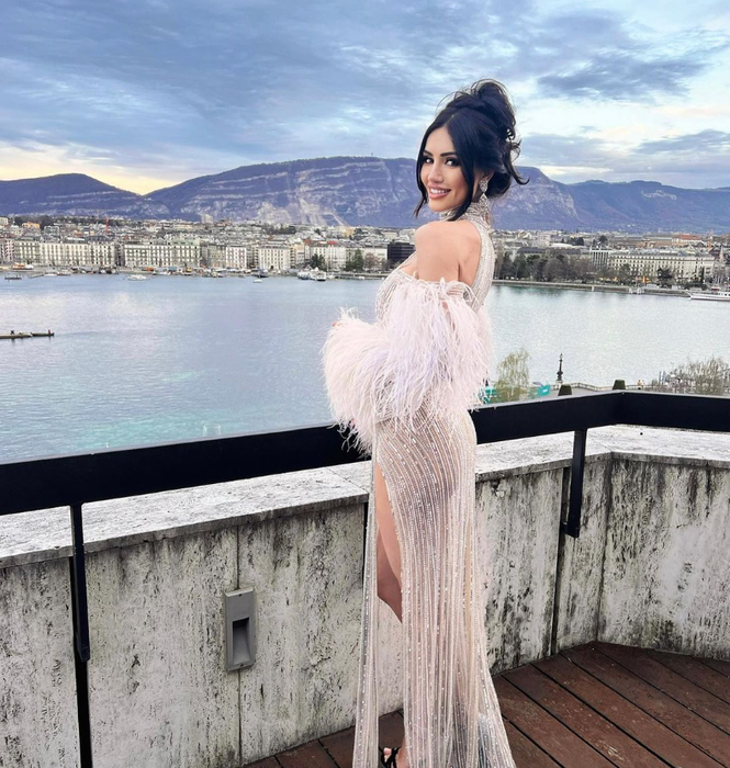 Ce probleme de sănătate are Andreea Sasu, de fapt? S-a topit pe picioare, după spitalizare