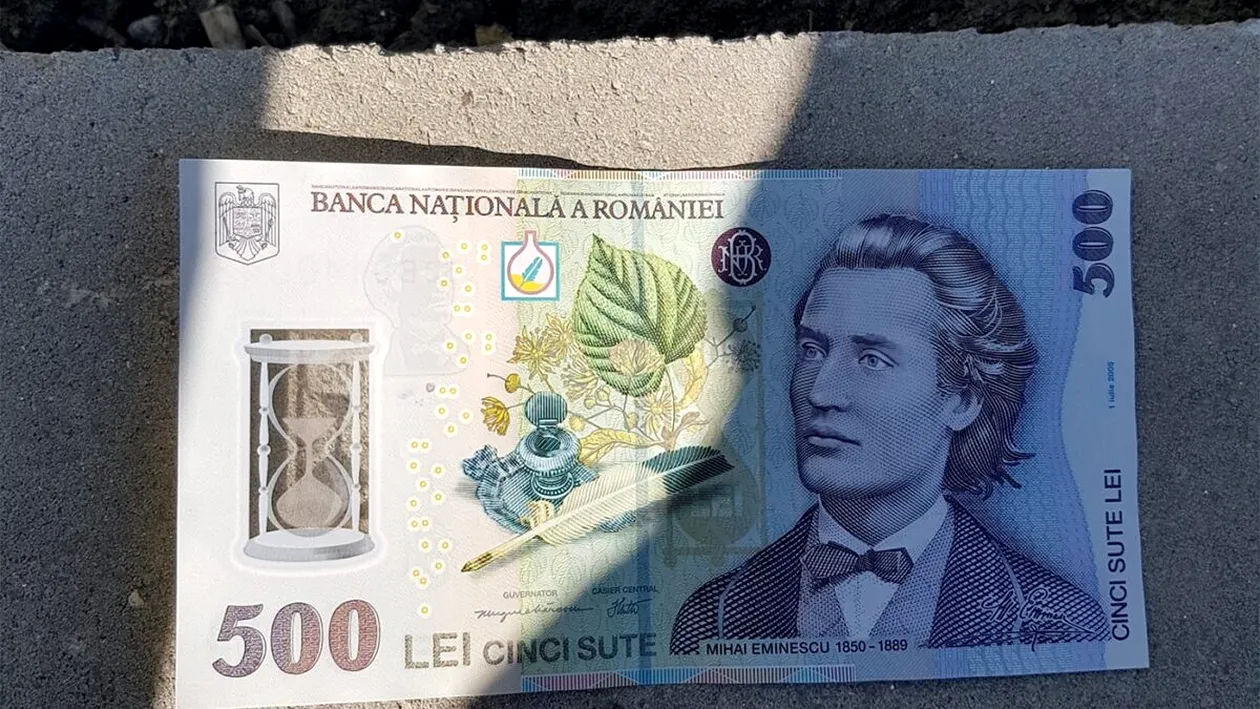 Ce a făcut Alexandru din Iași, după ce a găsit o bancnotă de 500 de lei, pe stradă