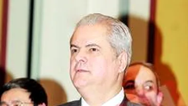 Nastase, avertisment discret via DNA