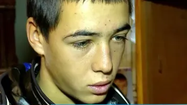 Eroul din Segarcea moare de foame pentru ca toti au uitat cum a salvat din put un baietel Muncesc zi si noapte pentru 40 de lei