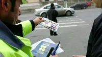 Un tânăr de 20 de ani a încercat să mituiască un polițist cu 900 lei, după ce a condus fără permis