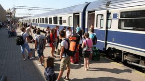 Anunțul făcut de CFR! De când se va relua circulația trenurilor spre mare