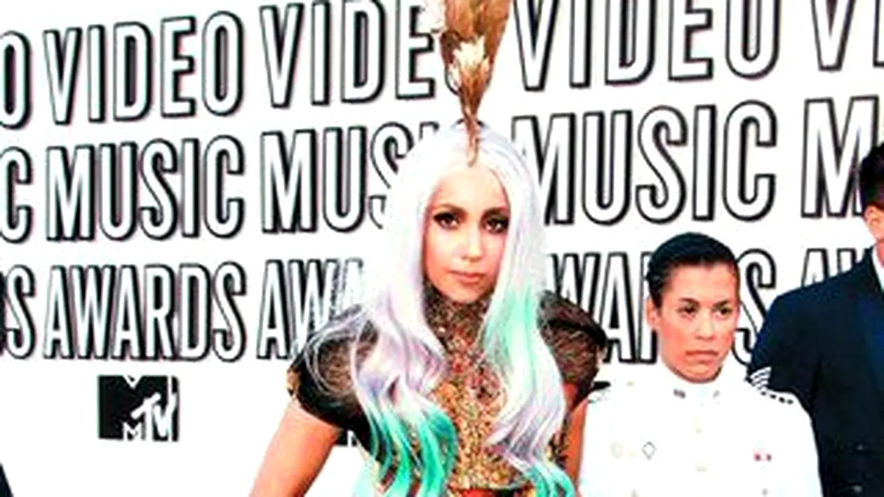 Lady Gaga isi confirma valoarea: A ras tot la premiile MTV