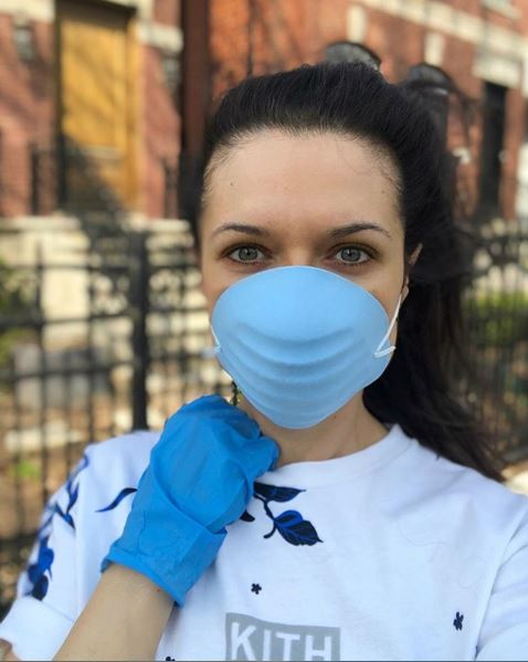 Raluca Lăzăruț, primele declarații după ce a născut în secret în SUA! Se teme enorm de coronavirus: “Mama e în prima linie”