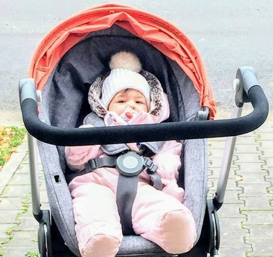 Ana Georgia a rostit primul cuvânt. Simona Gherghe a filmat tot. Ce a spus micuța