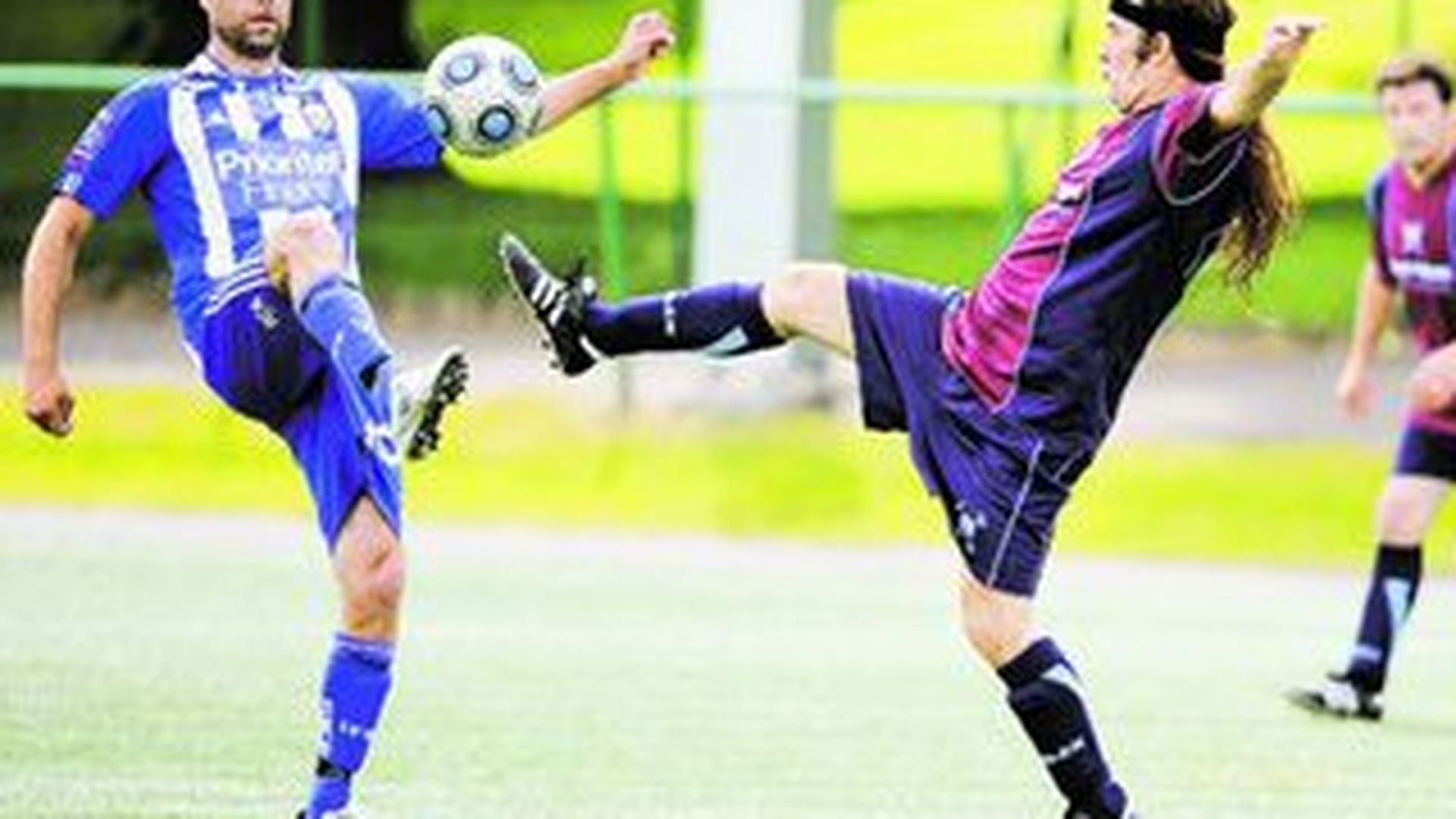 A incins o miuta cu fotbalistii suedezi