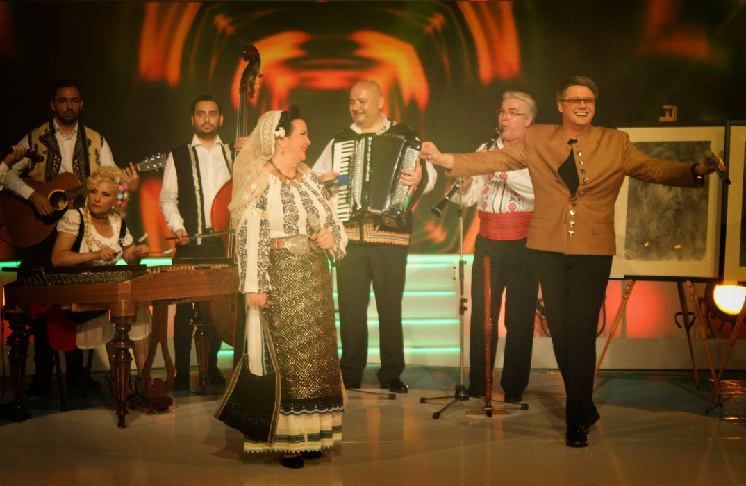 Secretele familiei Floarei Calotă, celebrarea Luminiței Anghel și lacrimile Ilenei Popovici, duminică, la TVR 2, la emisiunea lui Fuego!