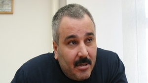 Chiar daca Sile Camataru se afla in inchisoare, un barbat il are aproape in fiecare zi pe acesta. Afla despre ce este vorba!