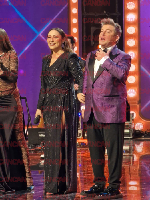 Raluka, Andra și Pavel Bartoș la filmările pentru show-ul dintre ani