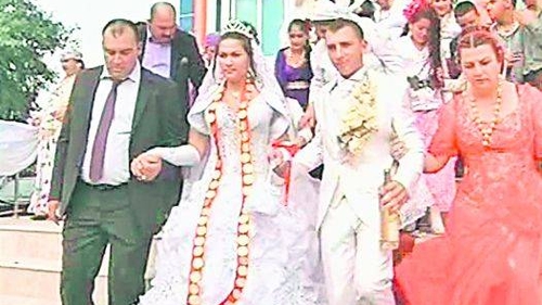 Cea mai scumpă nuntă din istoria României! Cel mai bogat ţigan şi-a măritat fata!