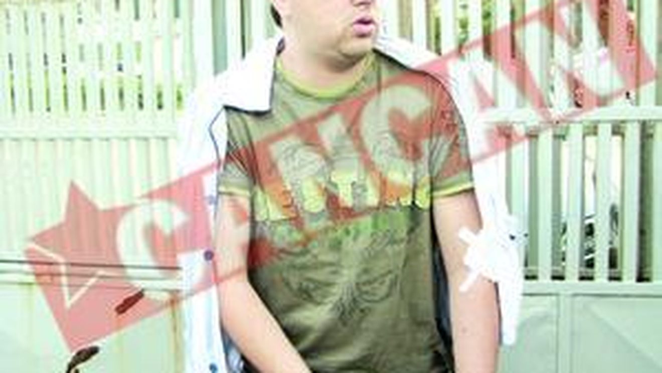 Impuscat pentru o fata