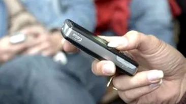 Incredibil! Un student din Bucureşti şi-a înscenat furtul telefonului mobil pentru a obţine unul nou