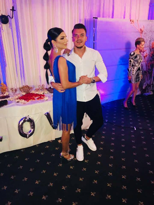 Andreea Tonciu a recunoscut că soțul ei este gelos: ”Mă spionează non-stop”