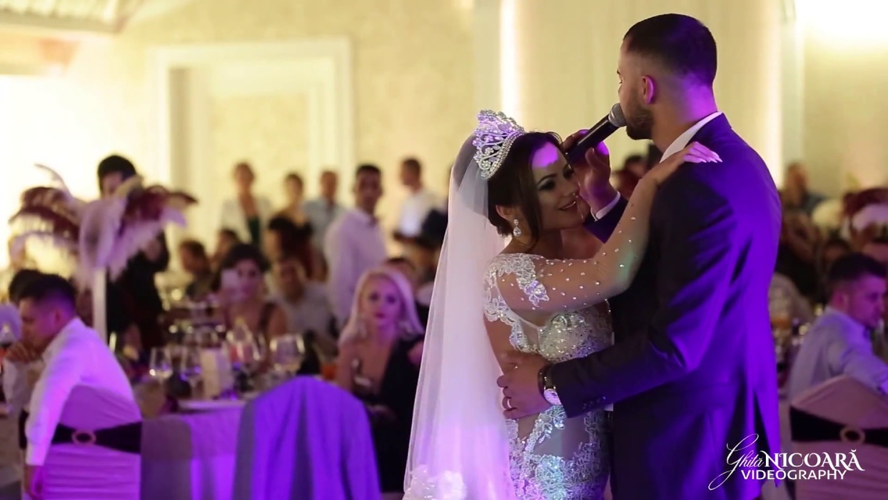 Anunţul făcut de cea mai sexy cântăreaţă de muzică populară: ”Am încetat să iubesc!”