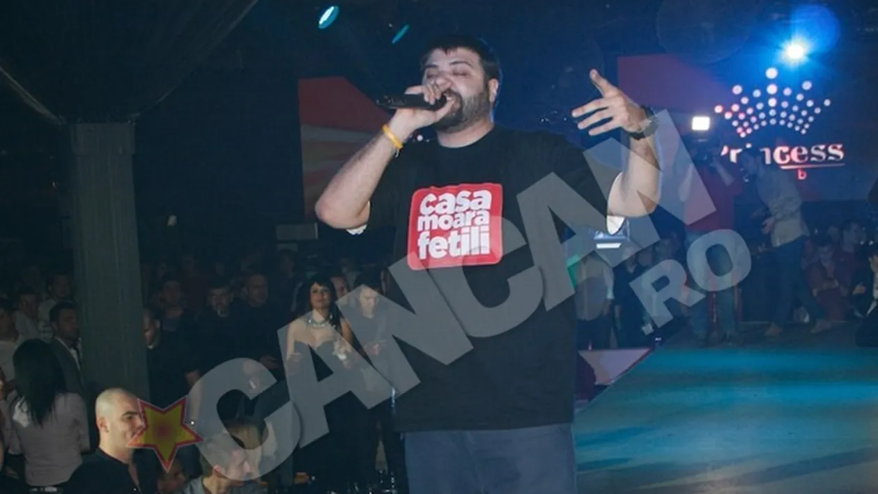 Casa Moara Fetili, dedicatie pe tricou pentru suporterii moldoveni de la Grasu XXL, la concertul din club Princess!