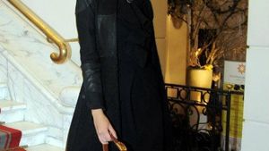 Şi frumoasă, şi deşteaptă! Mădălina Ghenea îi dă gata pe italieni! Vezi ce provocare nouă va avea luna aceasta!