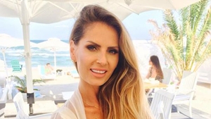 Are 36 de ani, a nascut o fetita, dar arata IMPECABIL! Andreea Banica, super-sexy in bikini