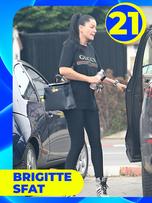 TOP 30 de vedete care au găsit soluţia perfectă împotriva caniculei! Roxana Vancea, Monica Gabor sau Laura Cosoi, show cu îngheţată şi… 