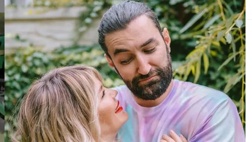 Gina Pistol, emoționantă în brațele lui Smiley: ”O să mai discut eu pe parcurs!”