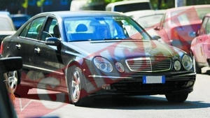 "Pisi a primit un Mercedes second-hand