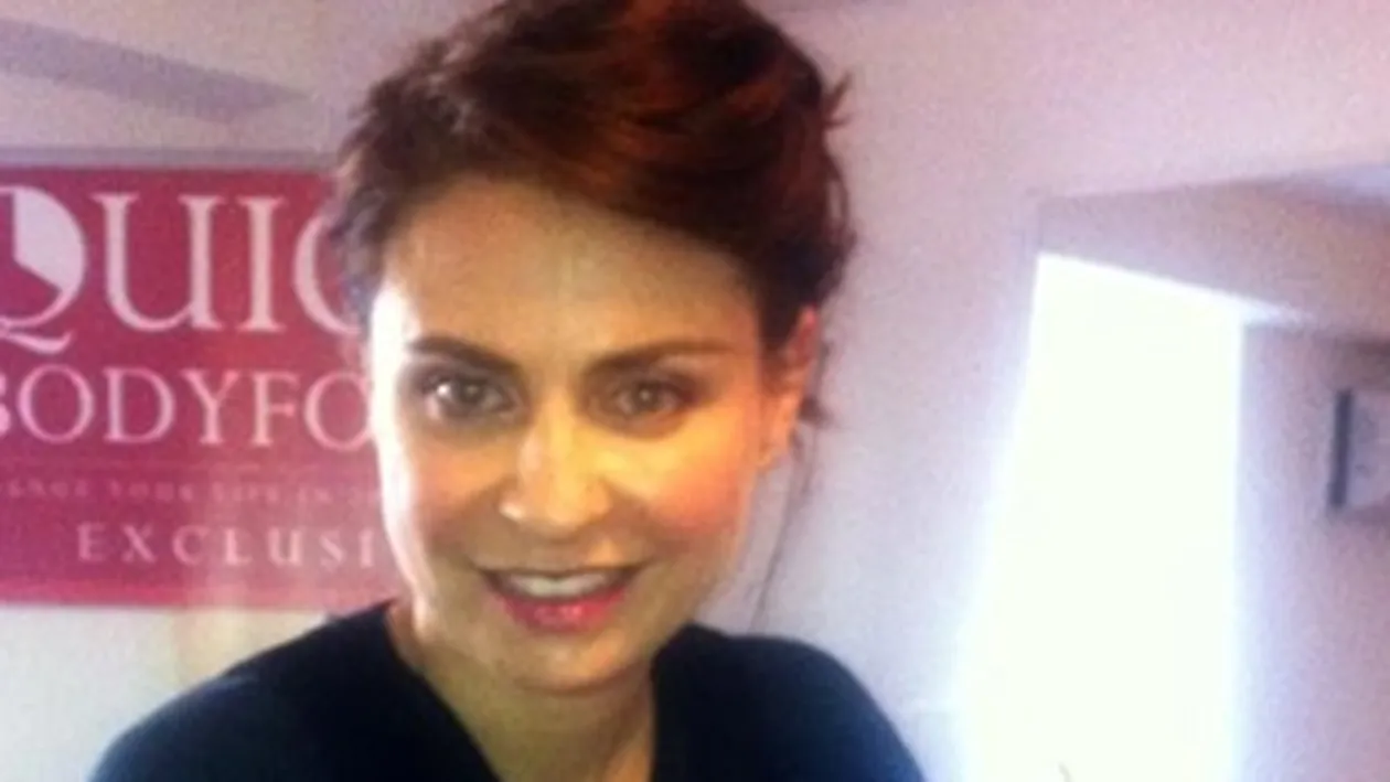 Adina Buzatu isi petrece multe ore la sala de sport! Se antreneaza din greu pentru a se mentine in forma