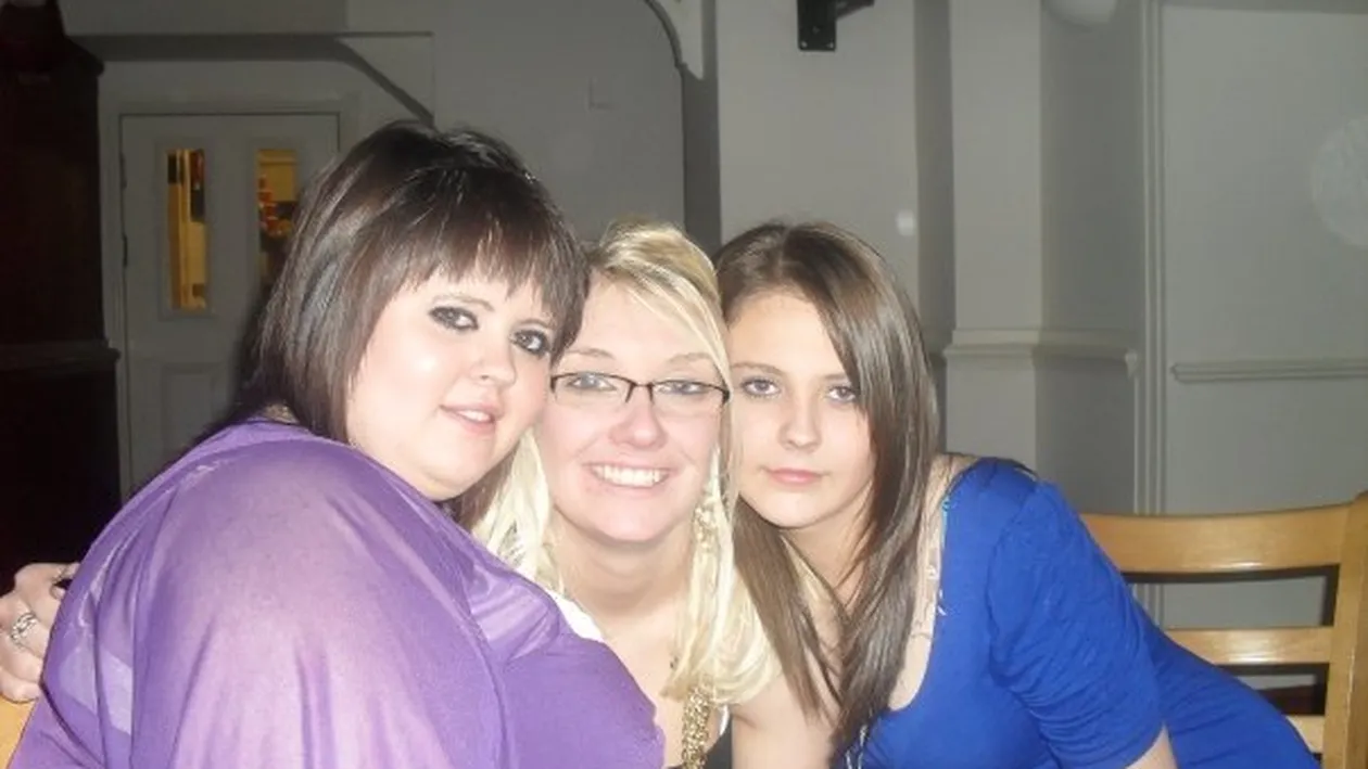 Mânca de 3 ori pe zi la fast food, cântărea 120 de Kg şi a luat o decizie care i-a schimbat viaţa! Vezi cum a reuşit să slăbească!