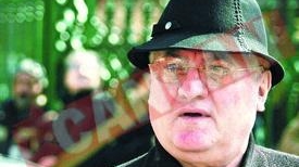 L-au petrecut cu cantece pe ultimul drum