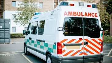 Un băiețel român de 4 ani a murit în Italia! Copilul stătuse prea mult în mașină, într-o căldură infernală