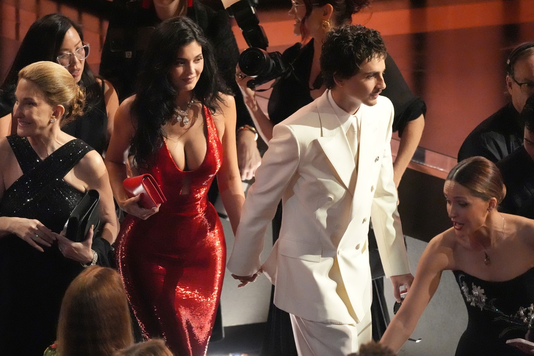 Kylie Jenner, left, and Timothee Chalamet appear in the audience before the Oscars on Sunday, March 15, 2026, at the Dolby Theatre in Los Angeles.,Image: 1083317901, License: Rights-managed, Restrictions: This content is intended for editorial use only. For other uses, additional clearances may be required., Model Release: no, Pictured: Kylie Jenner,Timothee Chalamet, Credit line: Chris Pizzello / AP / Profimedia