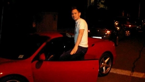 Versace nu-l are pe vino-ncoace! Daca-i place, da capace!