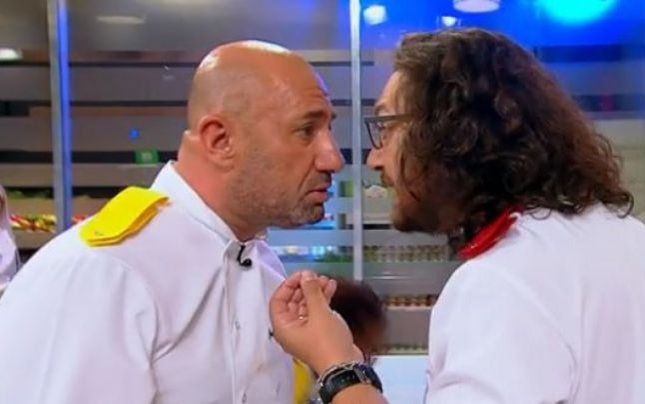 Momente tensionate la Antena 1! Urlete şi îmbrânceli între Dumitrescu şi Scărlătescu la “Chefi la cuţite”