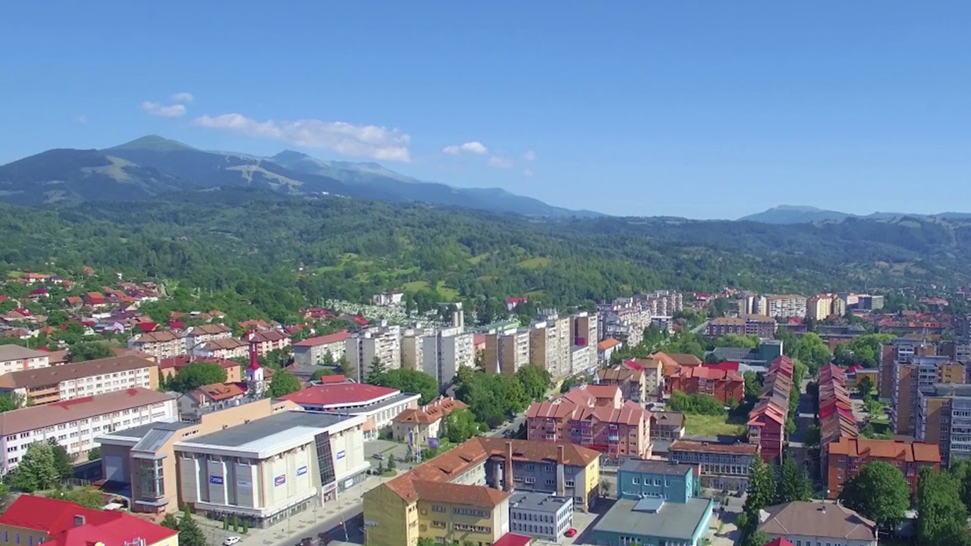 Orașul din România în care un apartament cu 4 camere costă doar 22.500 euro, acum, în iulie 2026