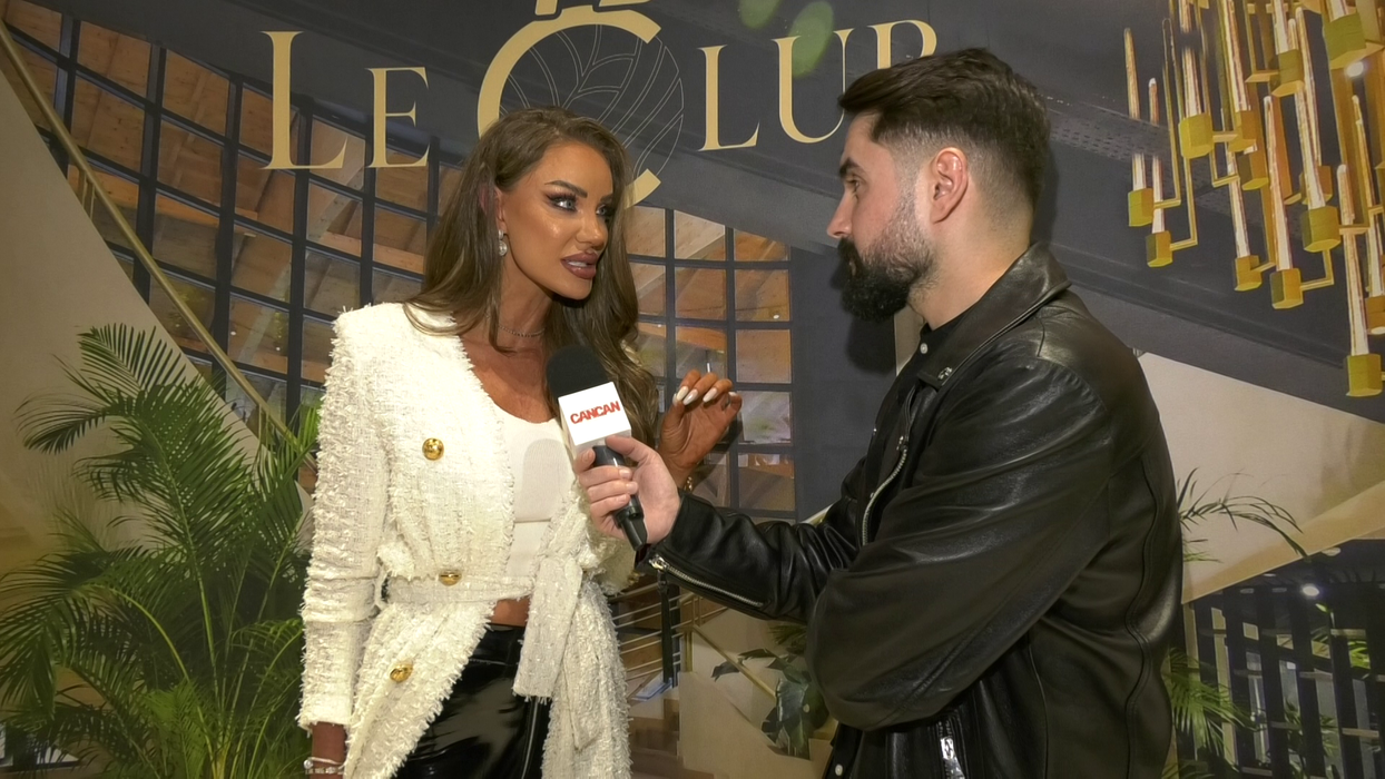 Bianca Drăgușanu: "Nu vreau să-mi fac planuri, că trecem printr-o situație care urmează să se echilibreze cu ajutorul lui Dumnezeu și sper să plecăm undeva. Dacă nu, plecăm și după, să fim sănătoși, că dacă suntem sănătoși putem să facem orice!" (Foto: captură video)