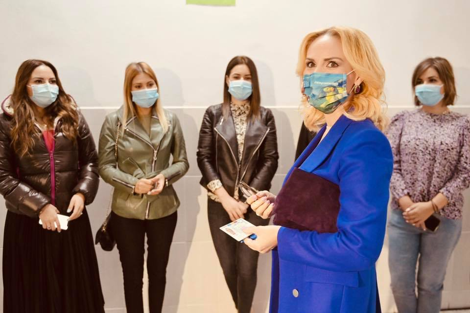 Mesajul dur transmis de Gabriela Firea după ce a votat: ”O zi în care tinerii nu vor câinii nimănui la Primărie”