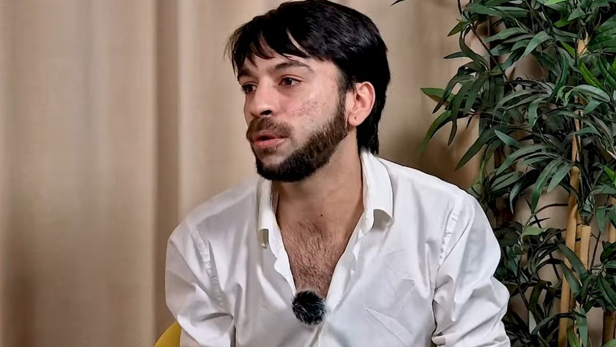 Tânărul este foarte dezamăgit pentru că nu va mai putea să se angajeze