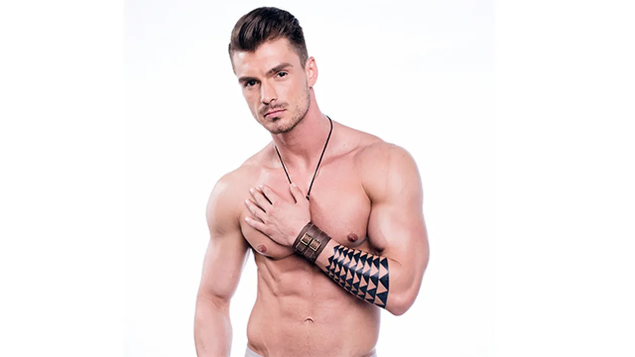 Ce semnifica tatuajul de pe bratul lui Bogdan Vladau! Nici nu-ti trece prin cap ce secrete ascunde desenul