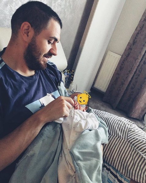 Betty Salam respectă tradițiile care au legătură cu fiul ei! Când va avea loc botezul lui Matthias